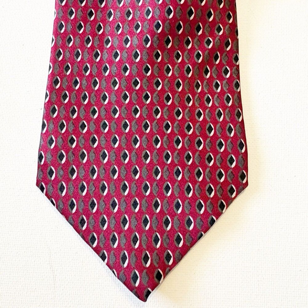 Colours By Alexander Julian Neck Tie 100% Silk Burgundy Business Attire Classic
